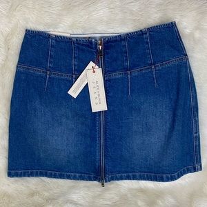Alice + Olivia Paxton High-Rise Zipper Jean Mini Skirt,  31 Denim
